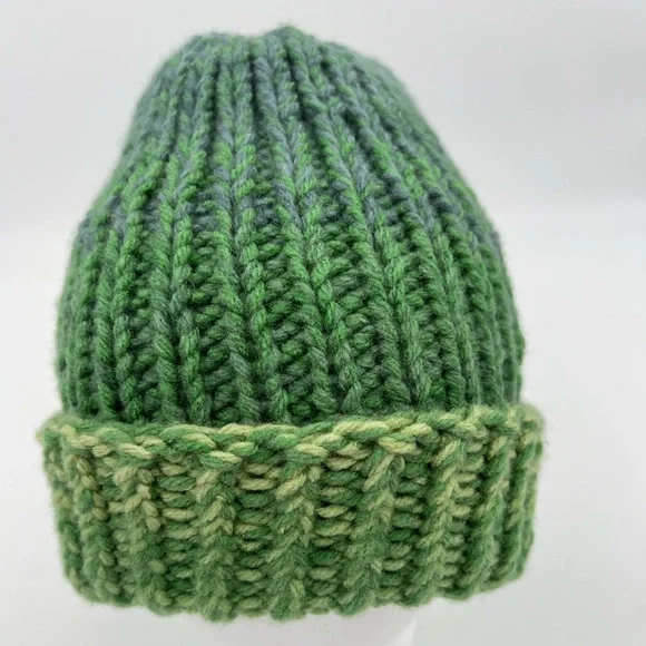 Green Ombré Hand Knit Beanie Handmade - Picture 1 of 5